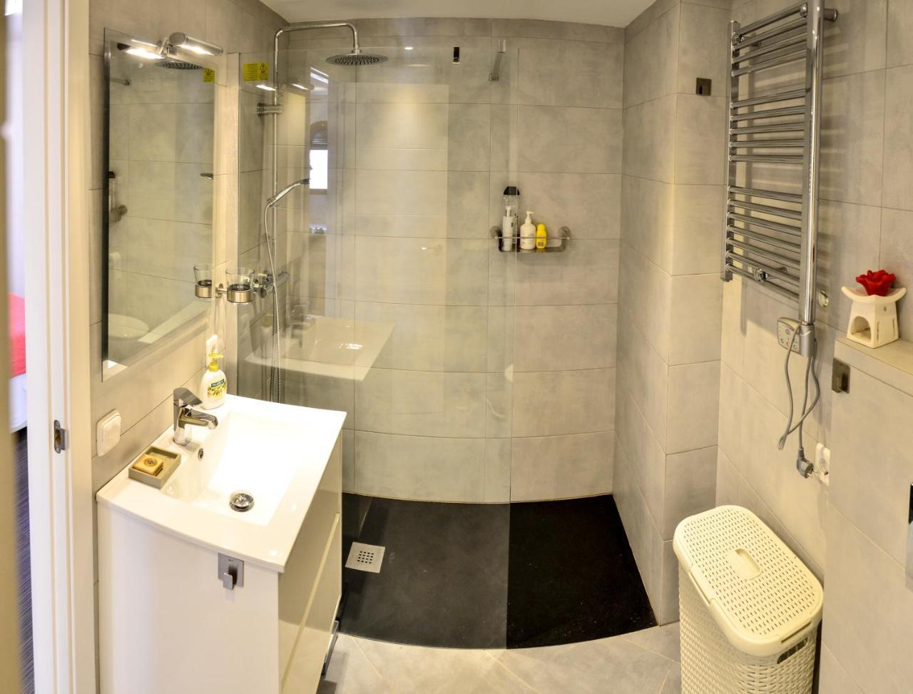 Alohamundi Campana Appartement Sevilla Buitenkant foto
